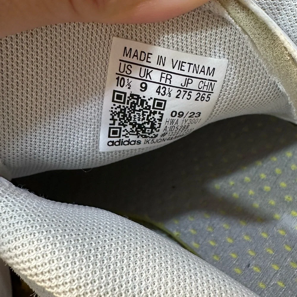 Adidas Gray and White Women's Shoes - Picture 8 of 8